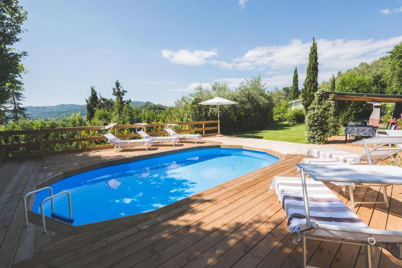 Exclusive Beautiful Pool House Surrounded By Greenery, Modern, Luxury Finishes Сasa de vacaciones